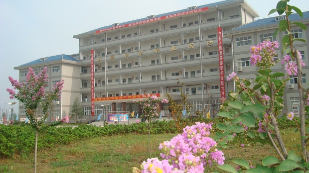 校園環(huán)境